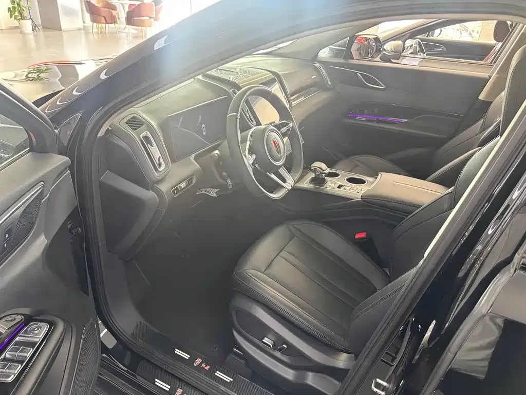 Hongqi HS3 PHEV 2024 из CN, фото 10