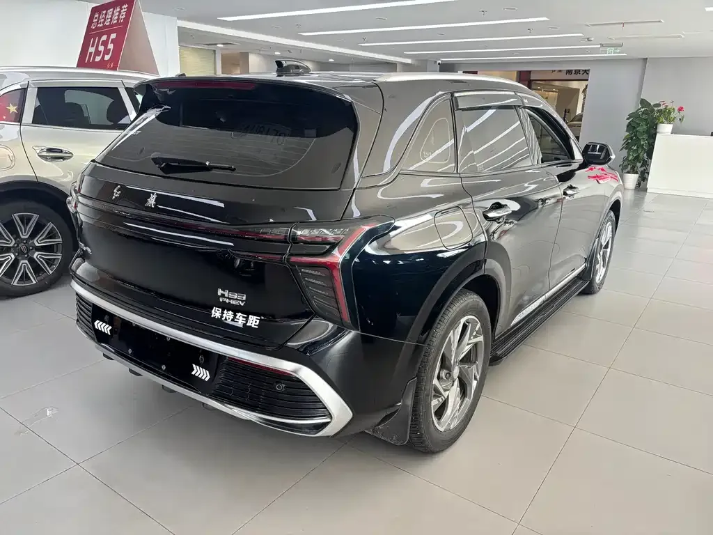 Hongqi HS3 PHEV 2024 из CN, фото 5