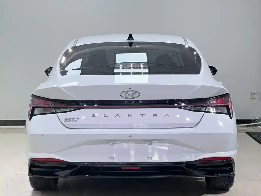 Hyundai Elantra 2021 из CN, фото 3