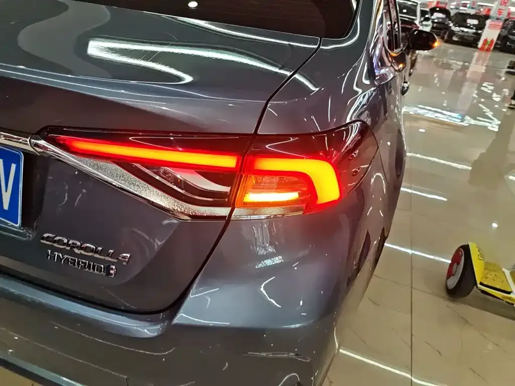 Toyota Corolla 2021 из CN, фото 8