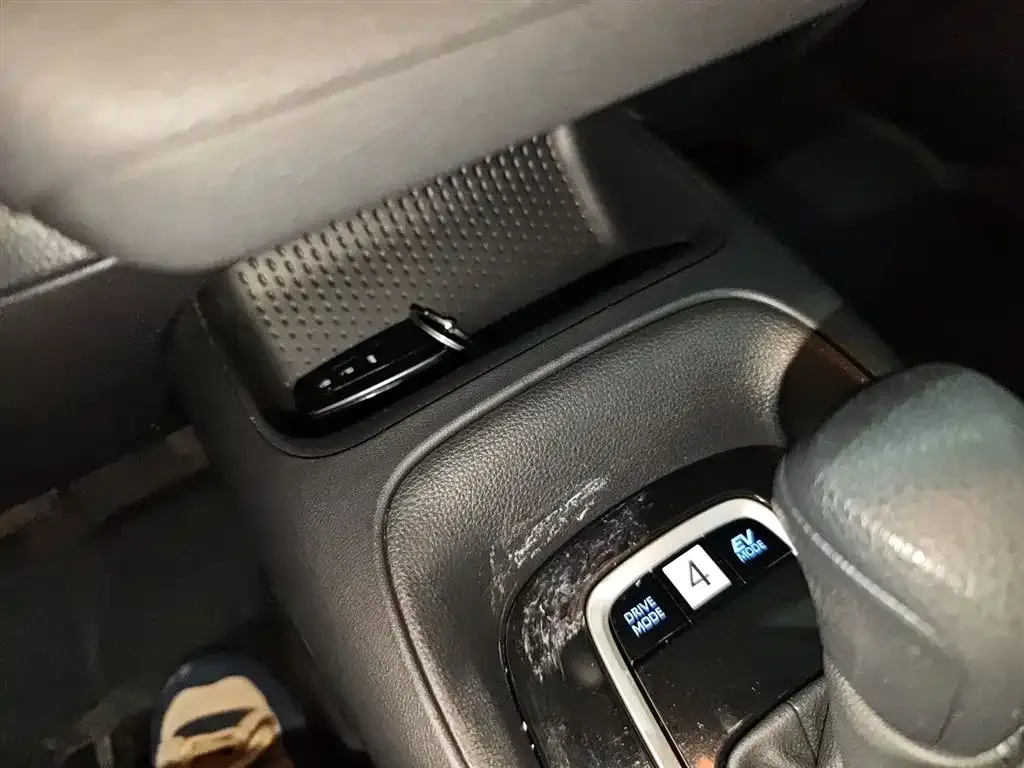 Toyota Corolla 2021 из CN, фото 9