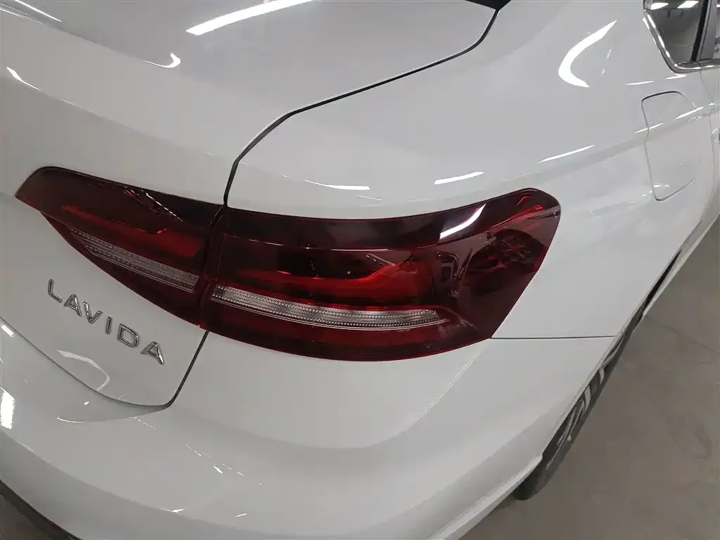 Volkswagen Lavida 2023 из CN, фото 8