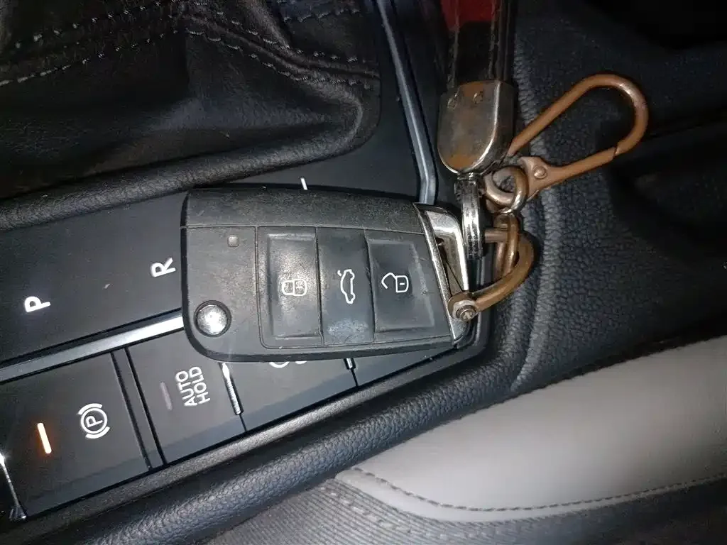Volkswagen Lavida 2023 из CN, фото 9