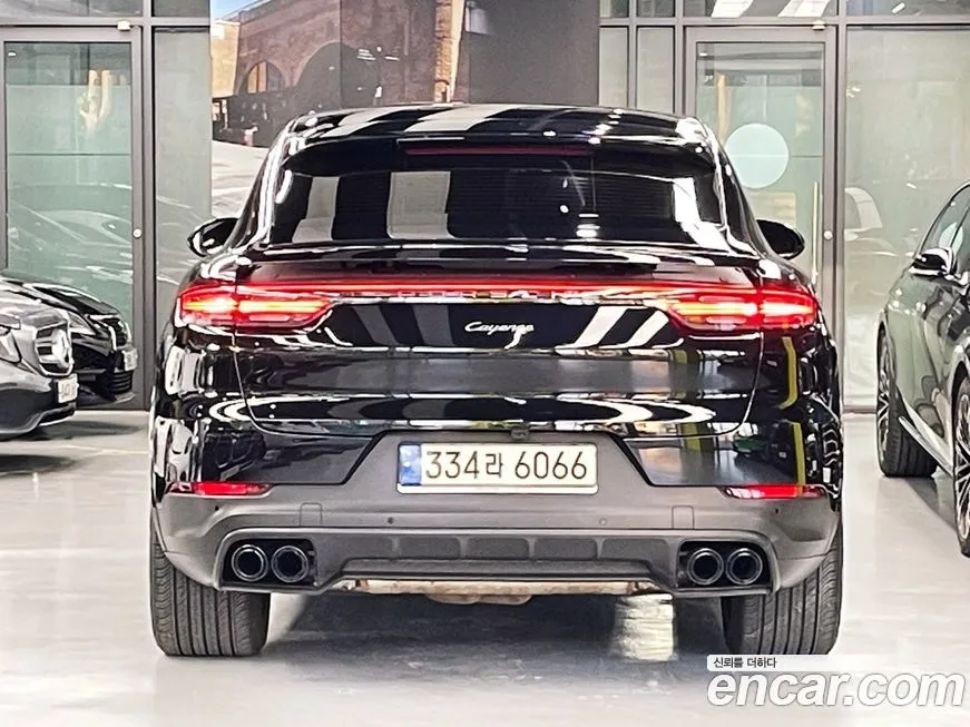 Porsche Cayenne — фото 4