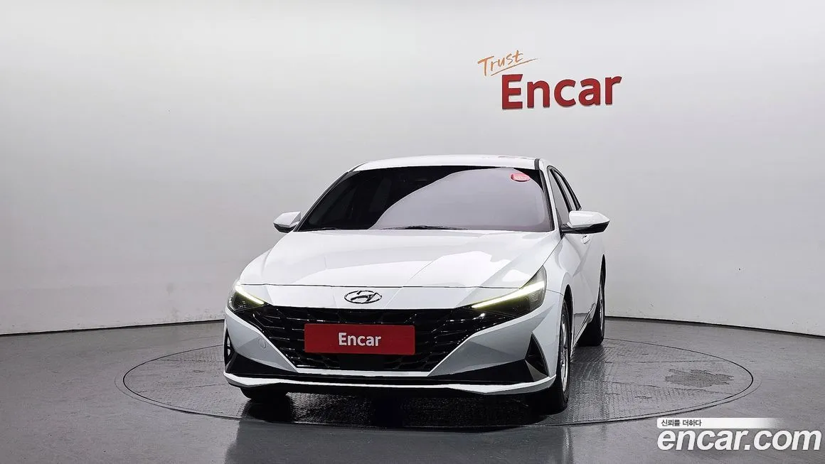 Hyundai AVANTE — фото 3