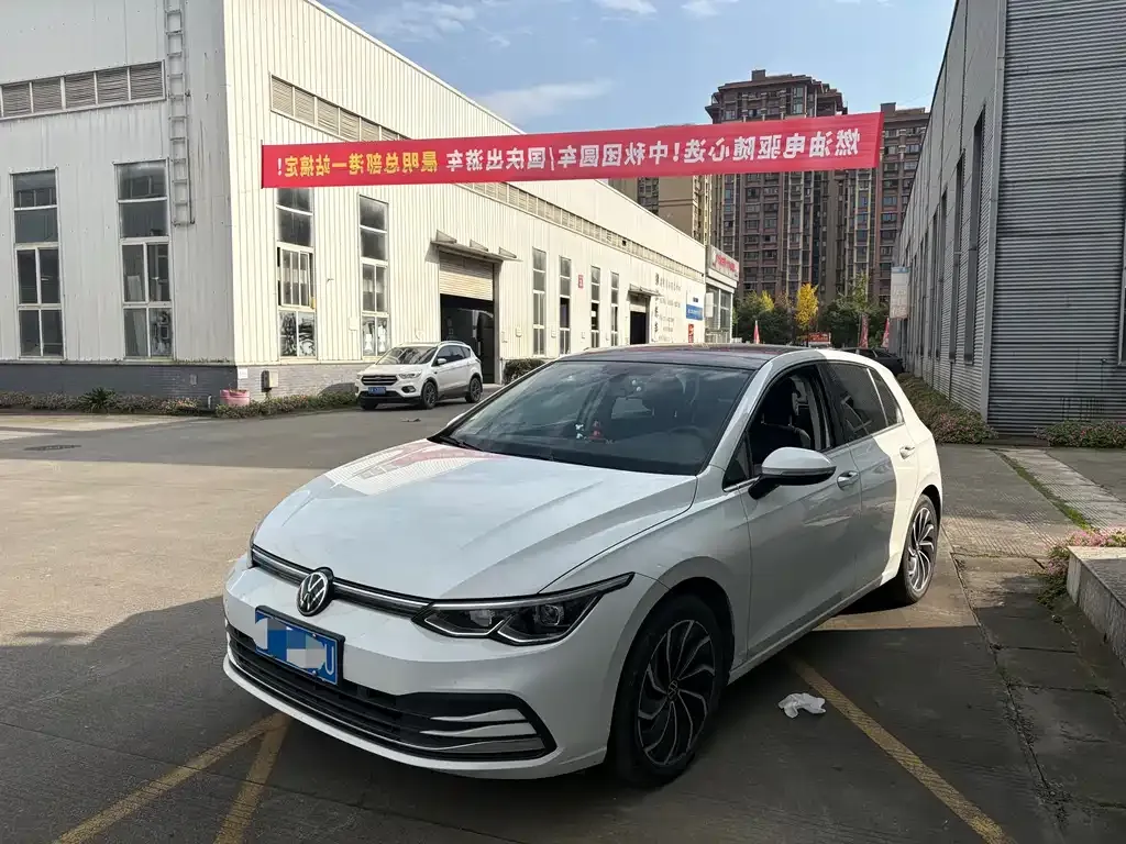 Volkswagen Golf 2022 из CN, фото 1