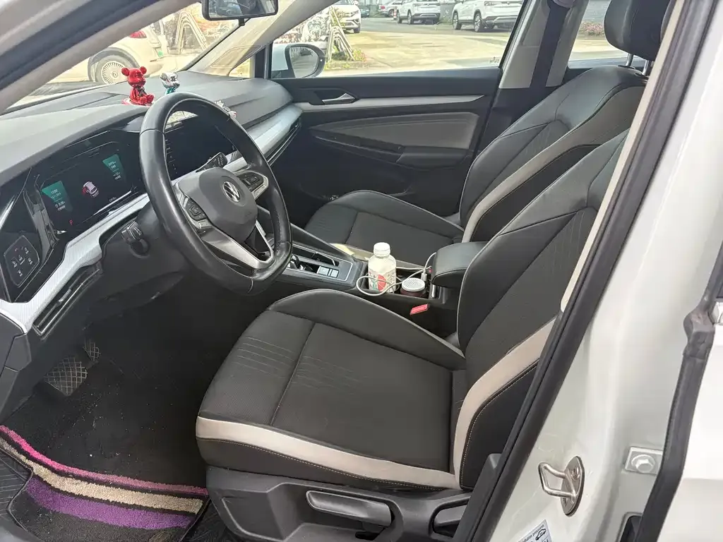 Volkswagen Golf 2022 из CN, фото 4