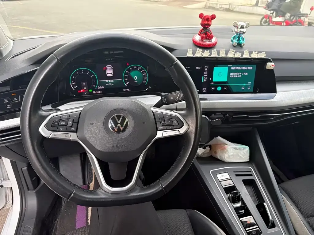 Volkswagen Golf 2022 из CN, фото 6
