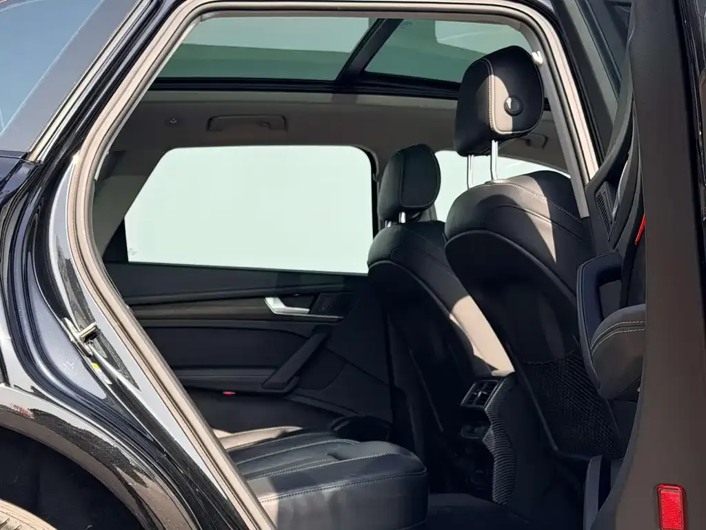 Audi Q5L 2021 из CN, фото 10