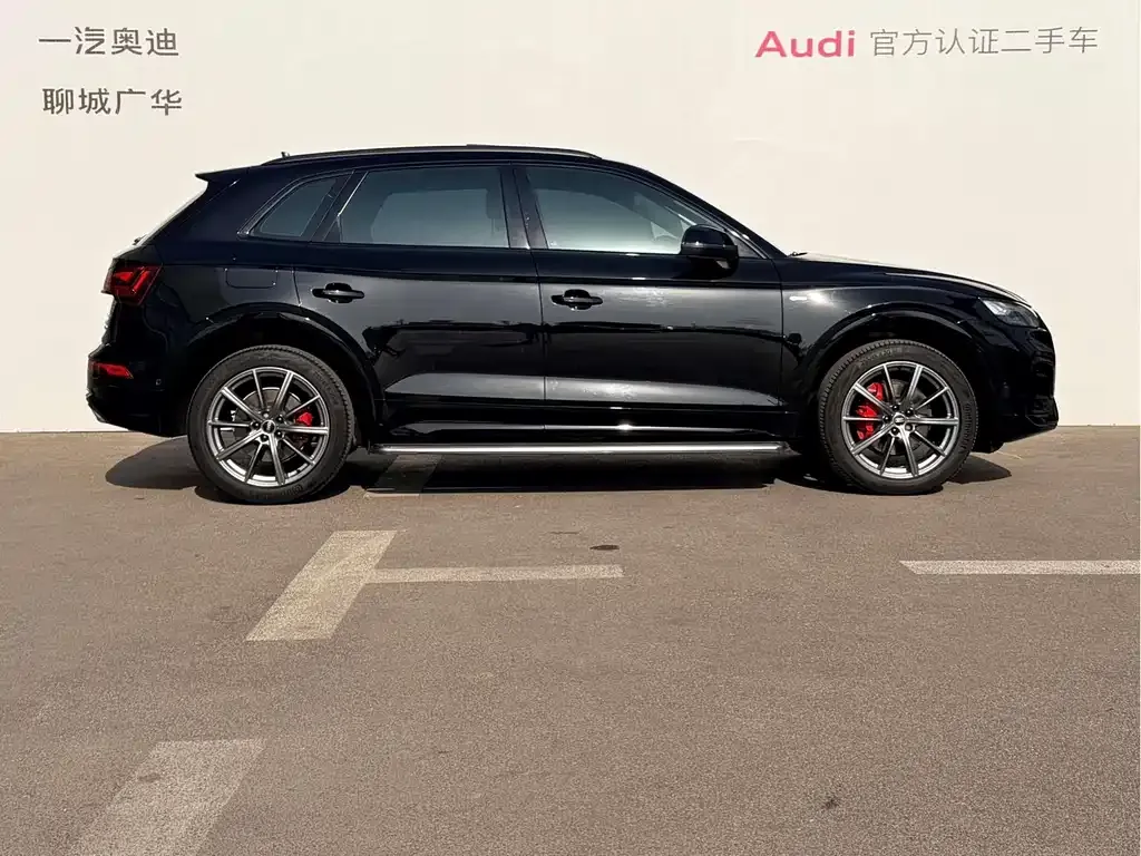 Audi Q5L 2021 из CN, фото 3