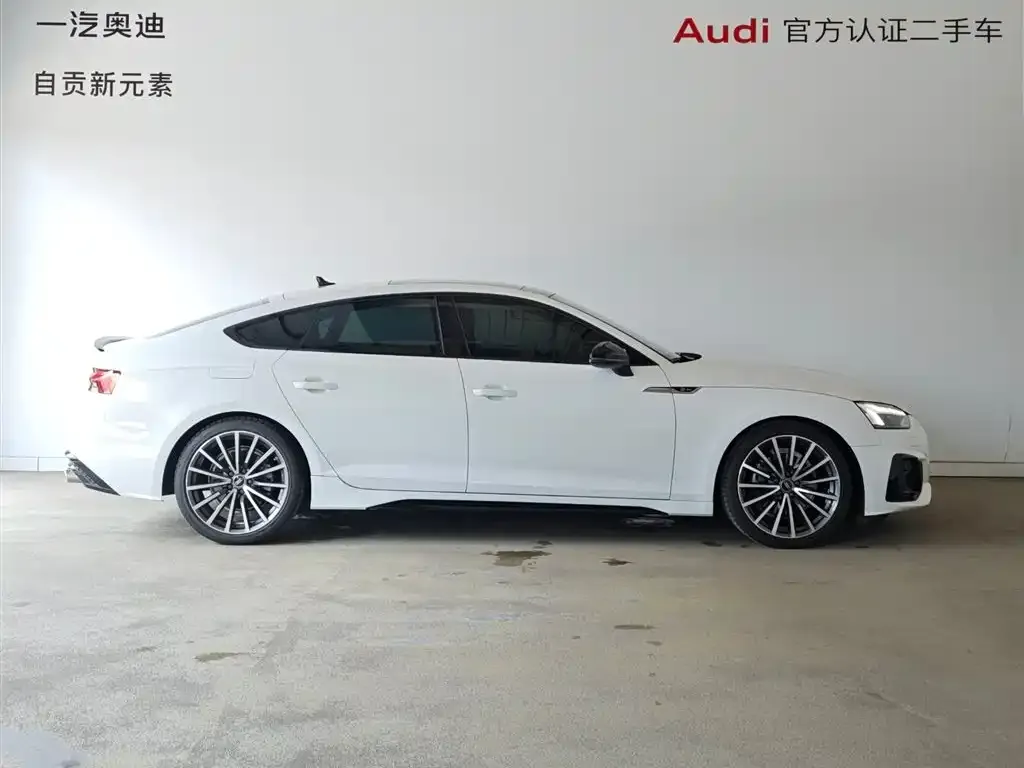 Audi A5 (Import) 2023 из CN, фото 2