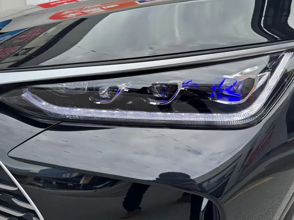 BYD Tang New Energy 2023 из CN, фото 9
