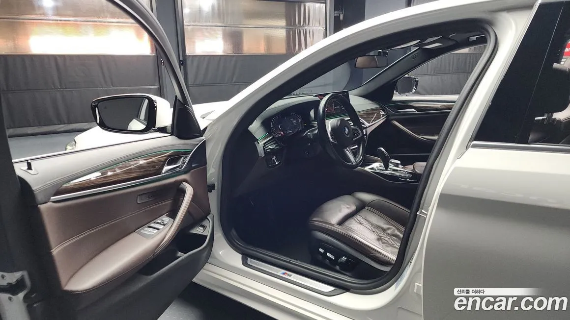 BMW 5-Series 2022 из KR, фото 10