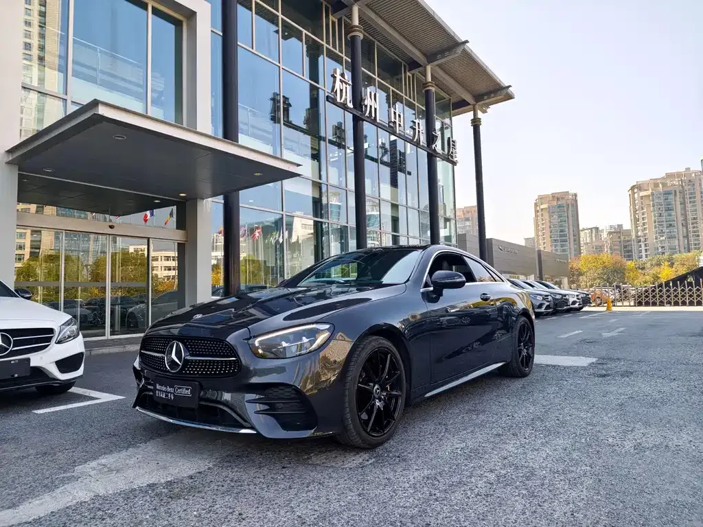 Mercedes-Benz E-Class (Import) — фото 1