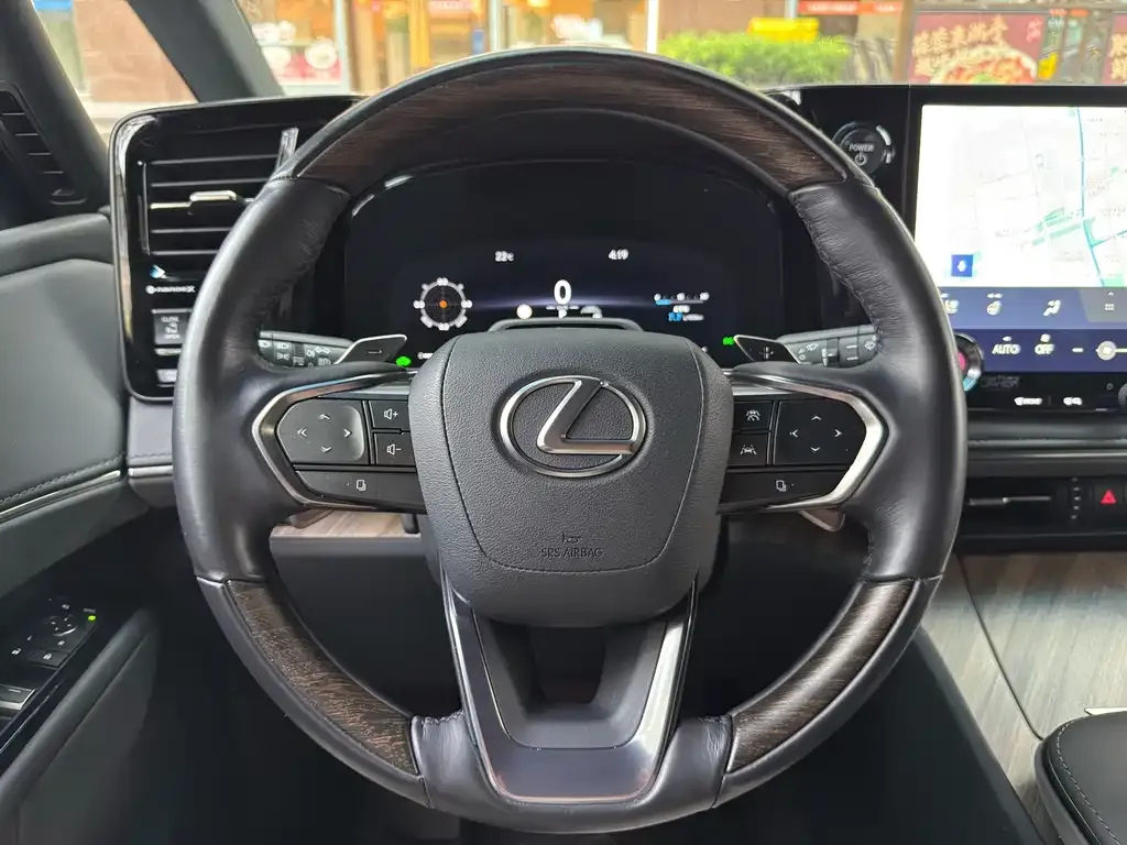 Lexus LM 2023 из CN, фото 5