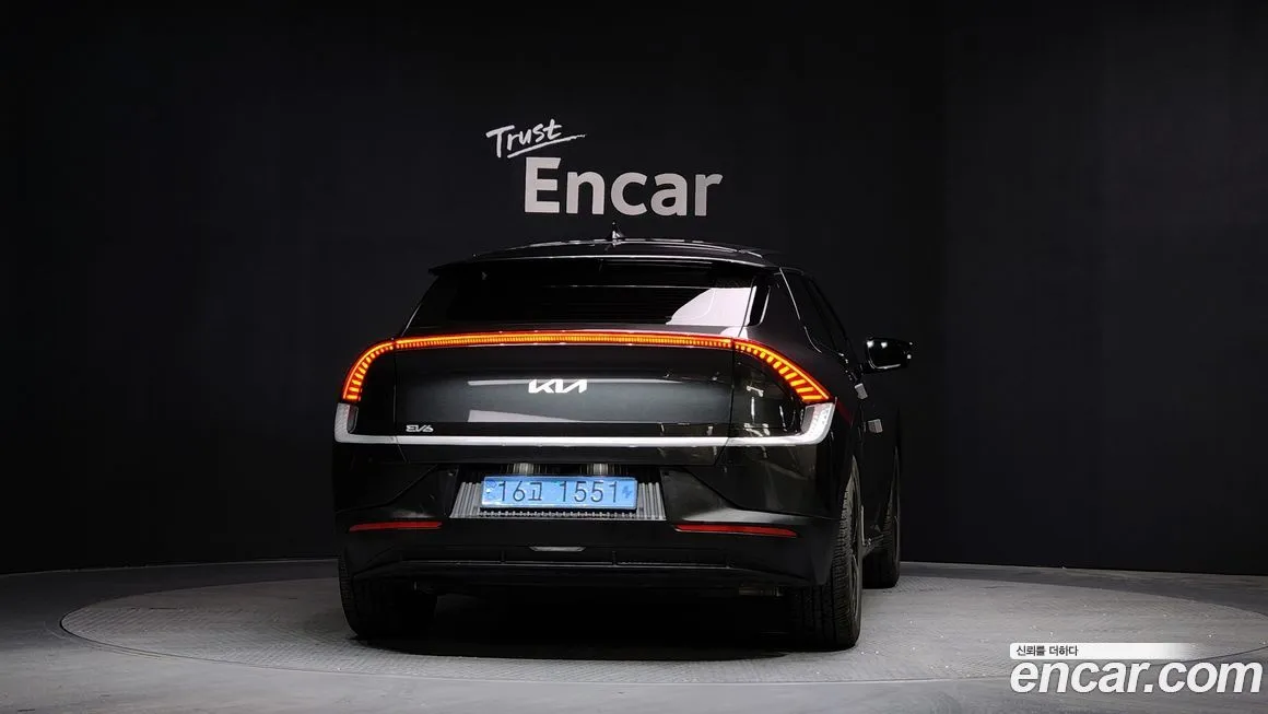 Kia EV6 — фото 4