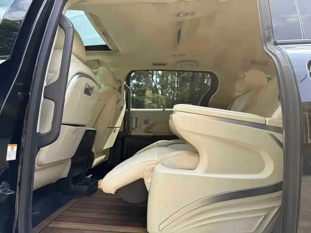 Toyota Sienna 2023 из CN, фото 10