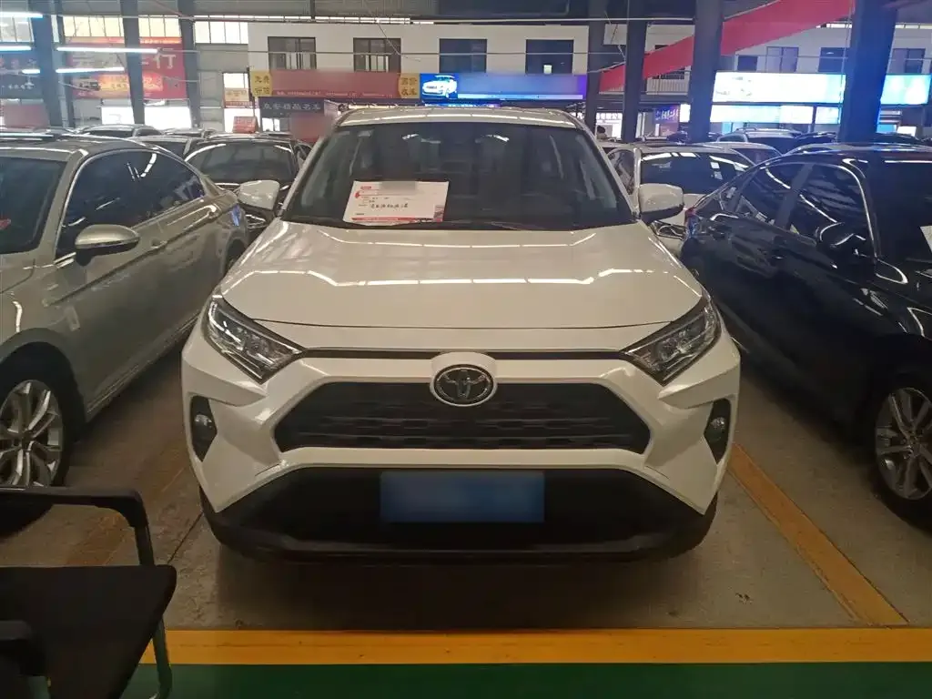 Toyota RAV4 2021 из CN, фото 3