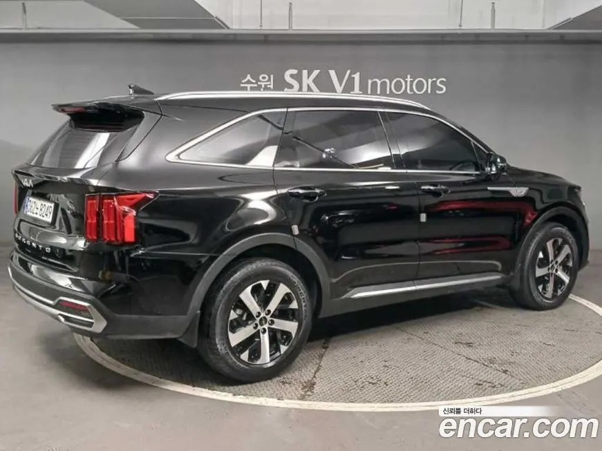 Kia Sorento — фото 5