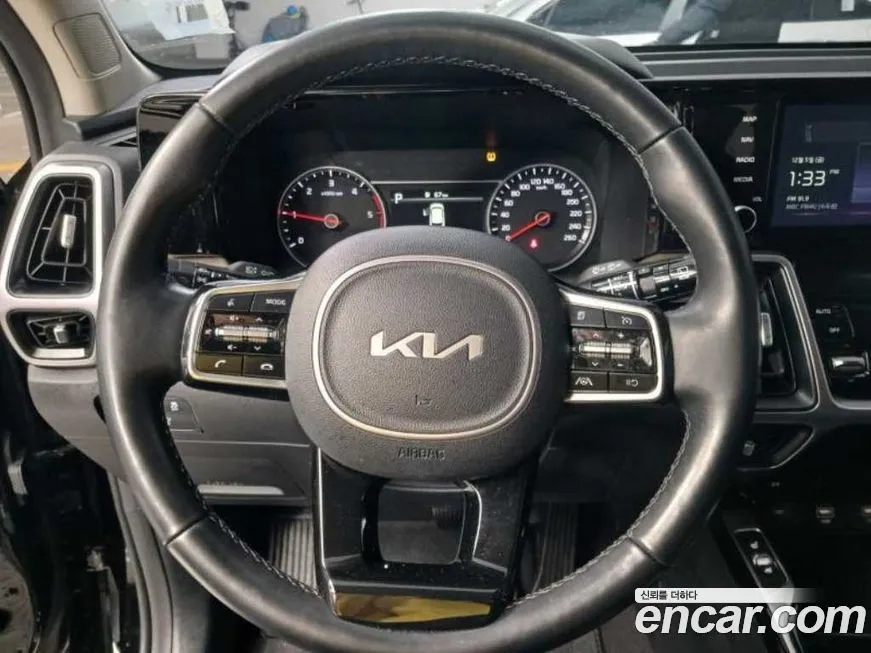 Kia Sorento — фото 8