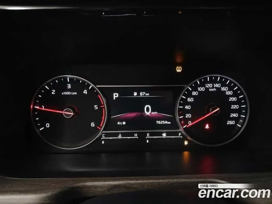 Kia Sorento — фото 9