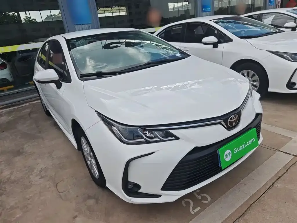 Toyota Corolla 2024 из CN, фото 4