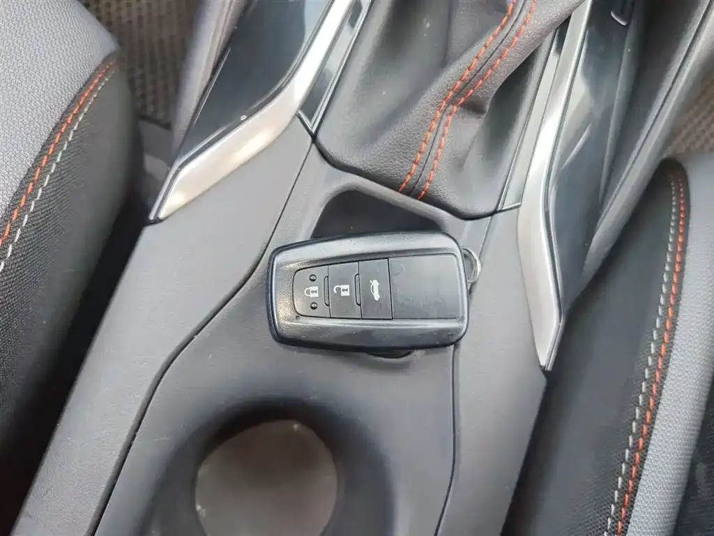 Toyota Corolla 2024 из CN, фото 9