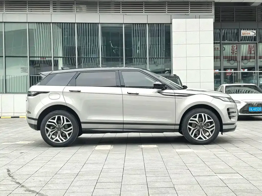 Land Rover Evoque 2022 из CN, фото 4