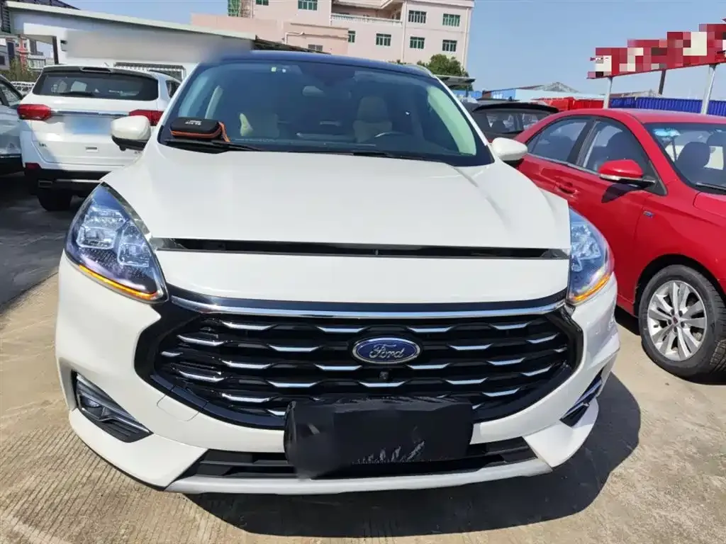 Ford Escape 2021 из CN, фото 3