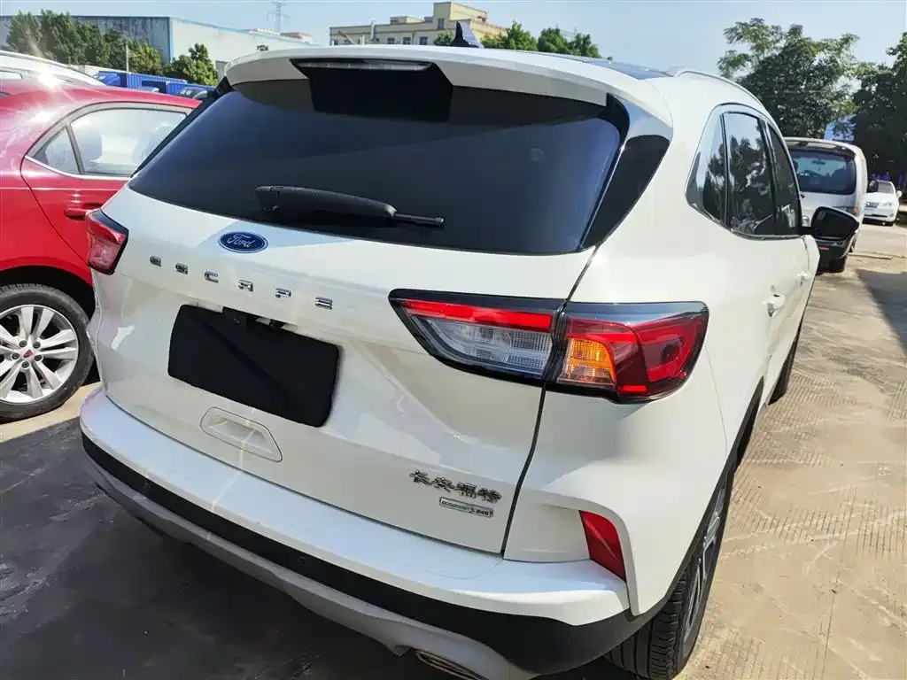 Ford Escape 2021 из CN, фото 7