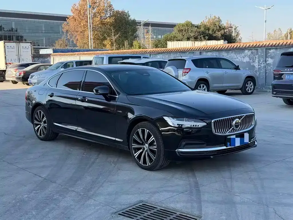 Volvo S90 2022 из CN, фото 3