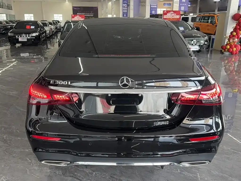 Mercedes-Benz E-Class 2023 из CN, фото 6