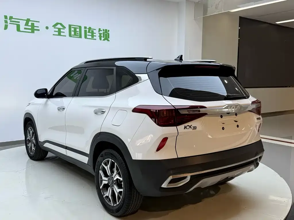 Kia KX3 2022 из CN, фото 6