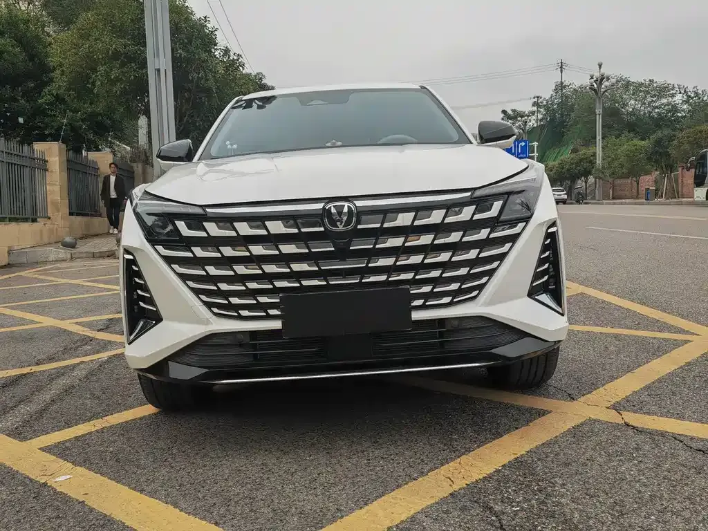 Changan UNI-Z 2025 из CN, фото 2