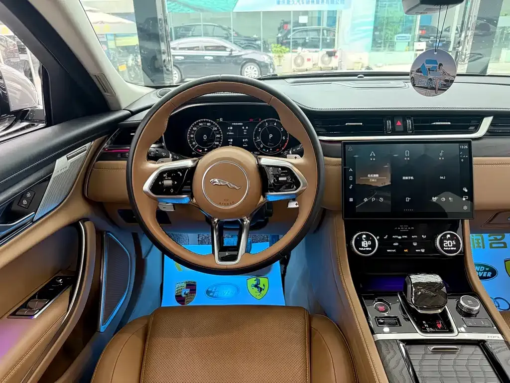 Jaguar XFL 2025 из CN, фото 7