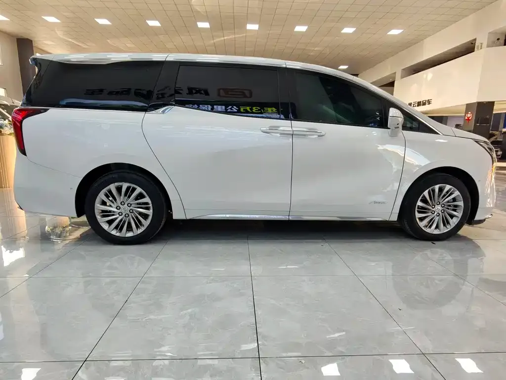 Buick Century 2023 из CN, фото 4