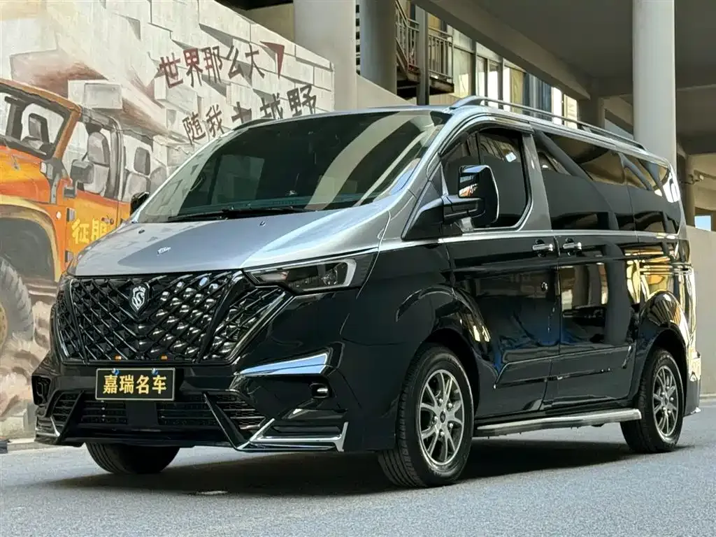 Ford Tourneo 2025 из CN, фото 1