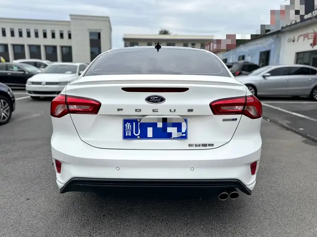 Ford Focus 2022 из CN, фото 5
