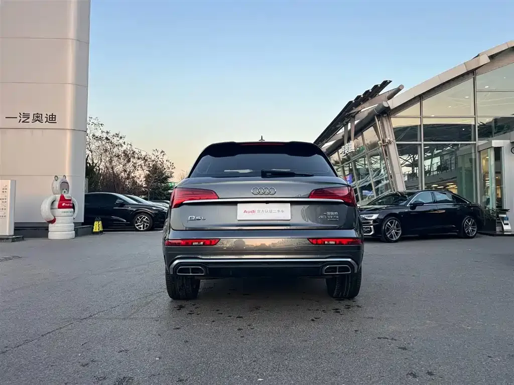 Audi Q5L 2022 из CN, фото 10