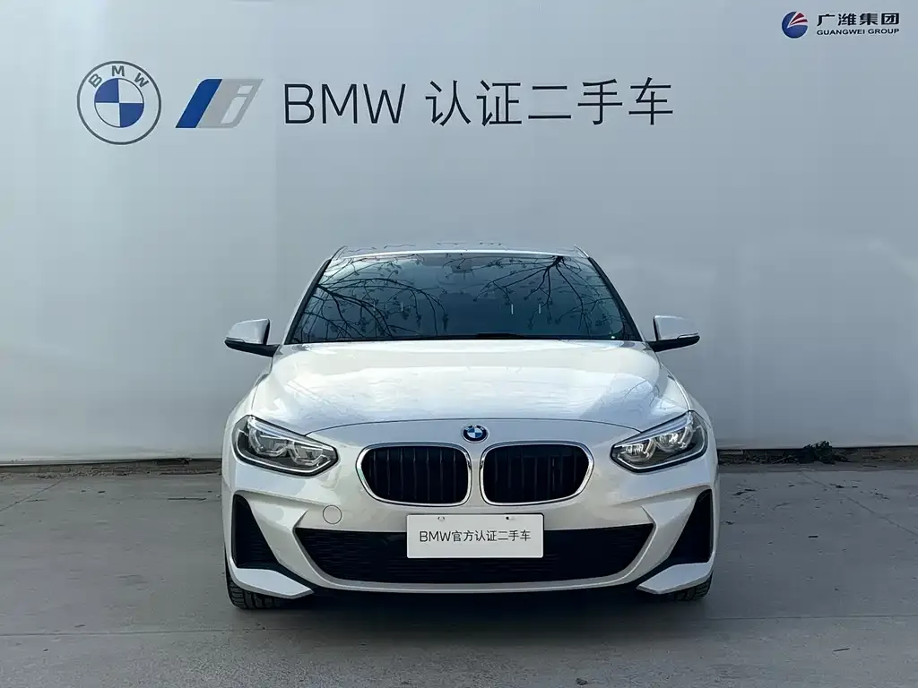 BMW 1 Series 2023 из CN, фото 2