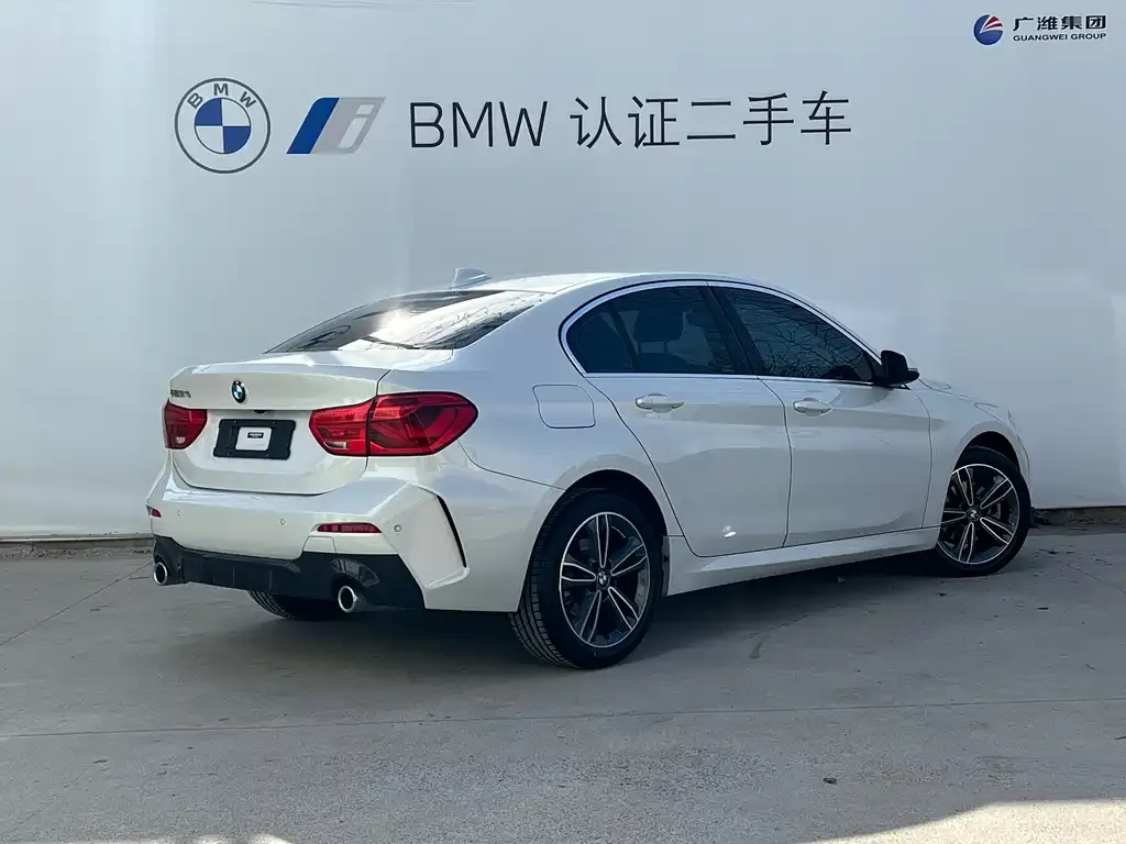 BMW 1 Series 2023 из CN, фото 4