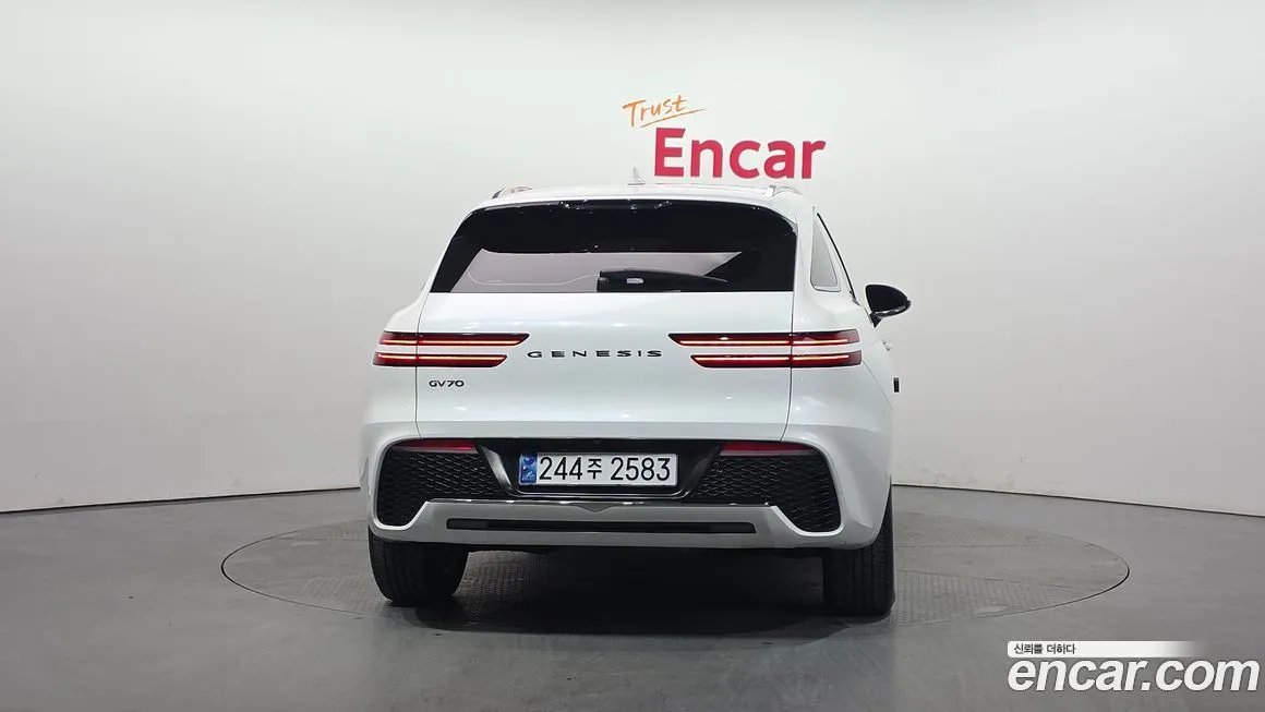 Genesis GV70 2023 из KR, фото 4