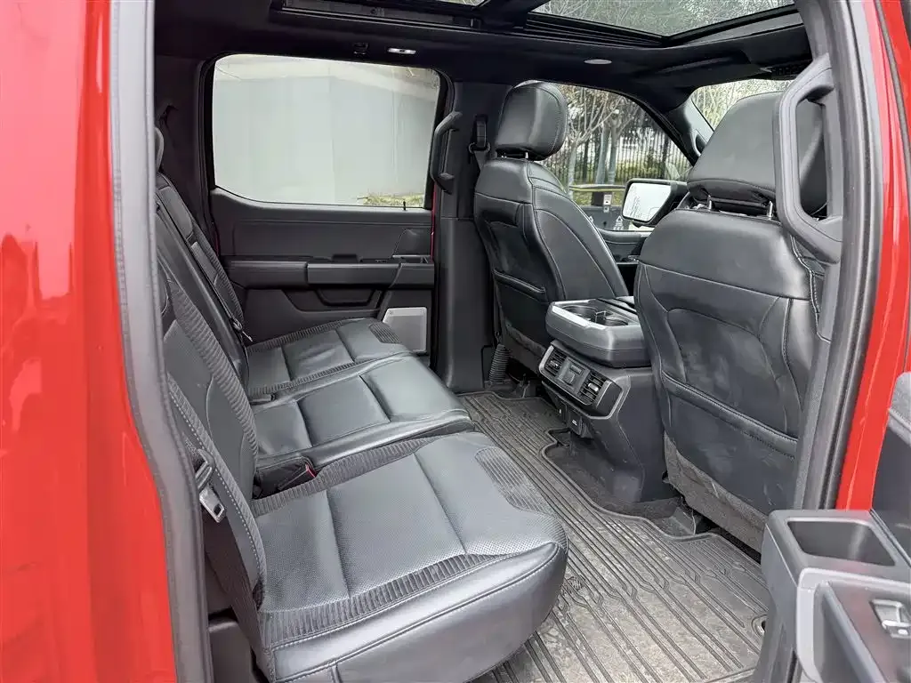Ford F-150 Raptor 2023 из CN, фото 8