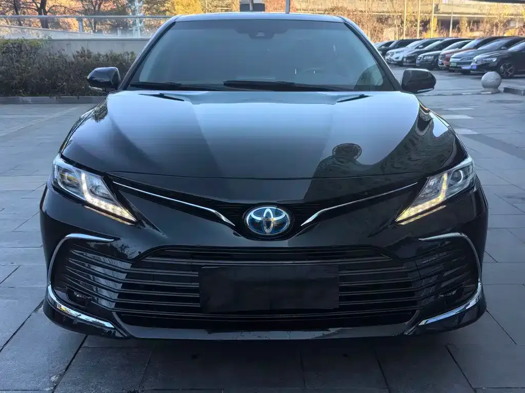 Toyota Camry 2022 из CN, фото 1