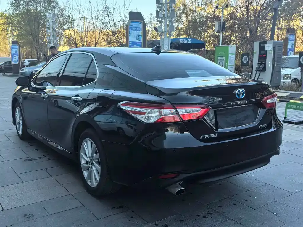 Toyota Camry 2022 из CN, фото 5