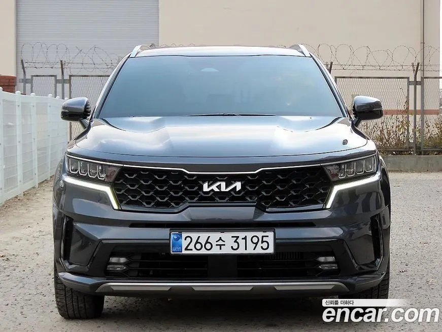 Kia Sorento — фото 1