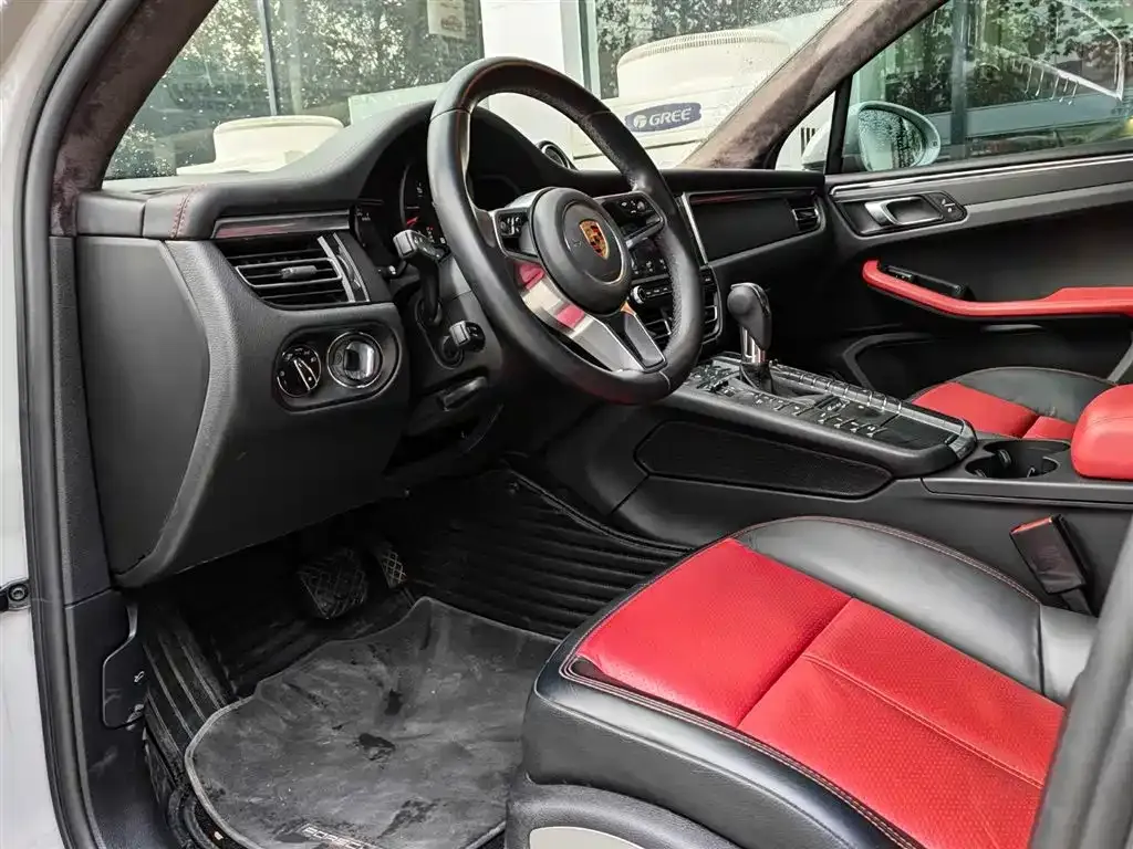 Porsche Macan 2021 из CN, фото 4
