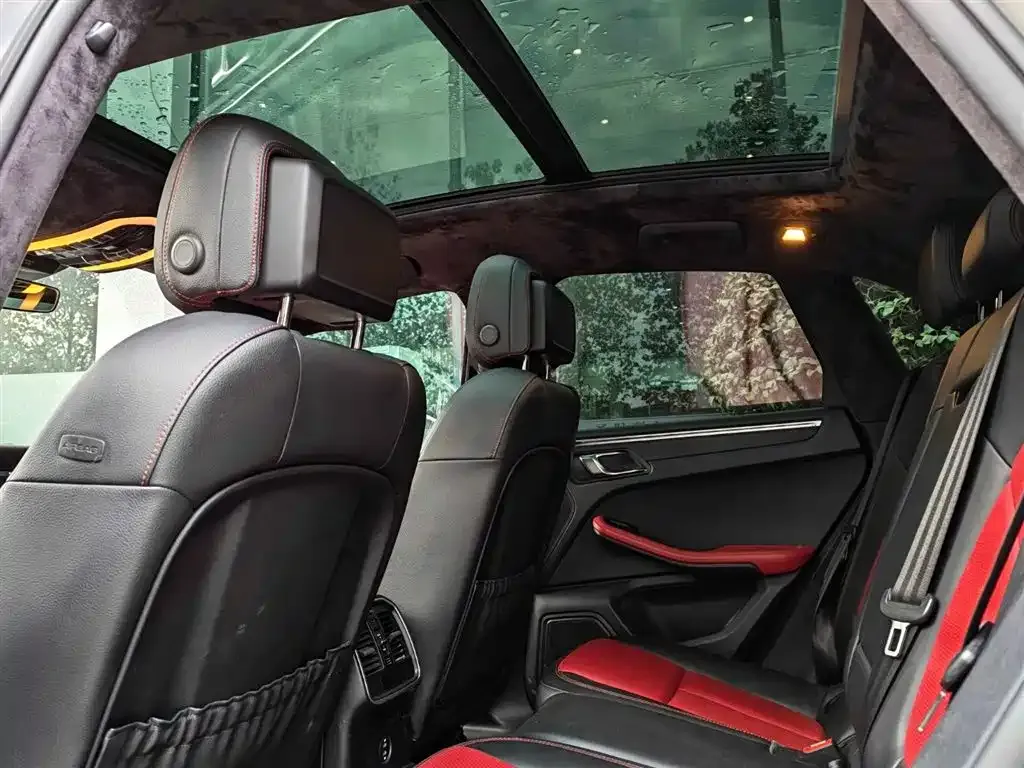 Porsche Macan 2021 из CN, фото 7