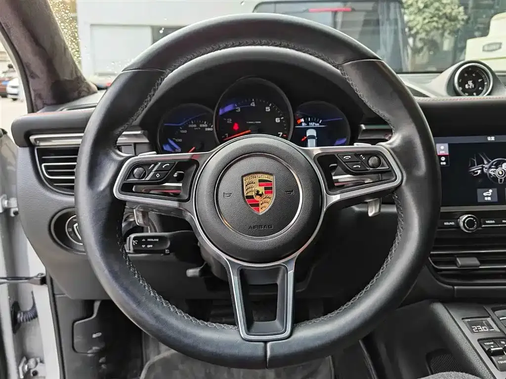 Porsche Macan 2021 из CN, фото 9