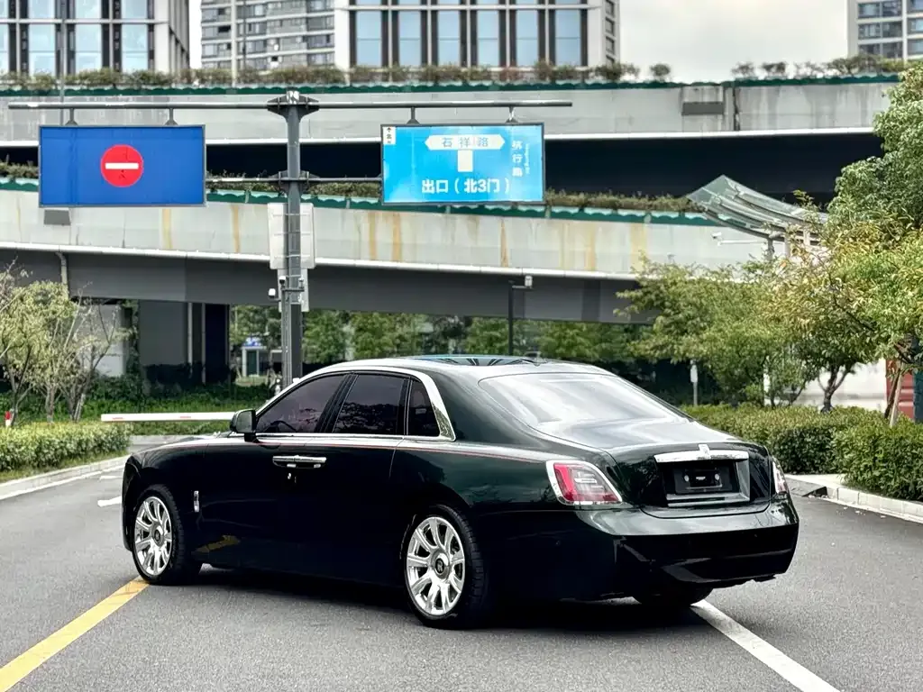 Rolls-Royce Ghost 2023 из CN, фото 9